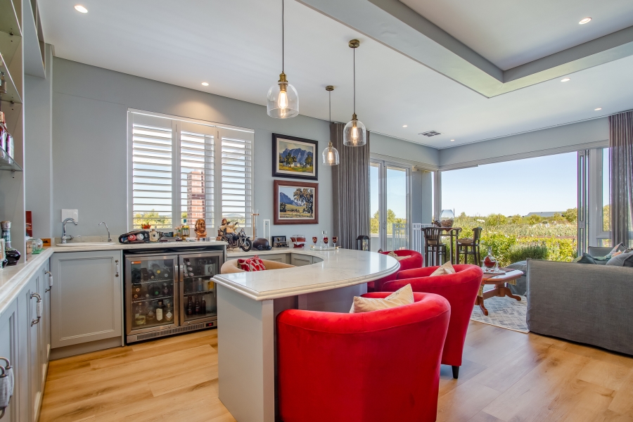 5 Bedroom Property for Sale in Val De Vie Estate Western Cape